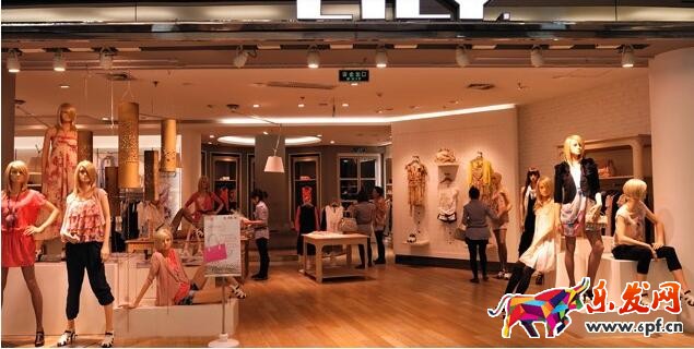 天貓服裝旗艦店 天貓服裝旗艦店