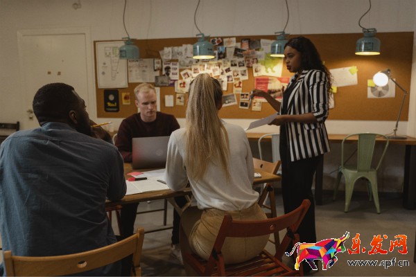 lazada收費標準是什么?運費怎么算?