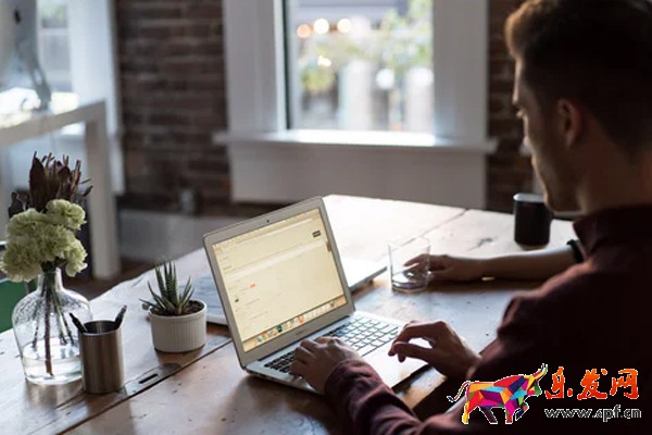 拼多多假一賠十怎么申請